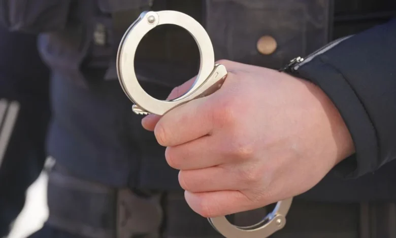بسبب نقص المال.. اعتقال شاب في النمسا العليا بعد سرقة بنك تحت التهديد
