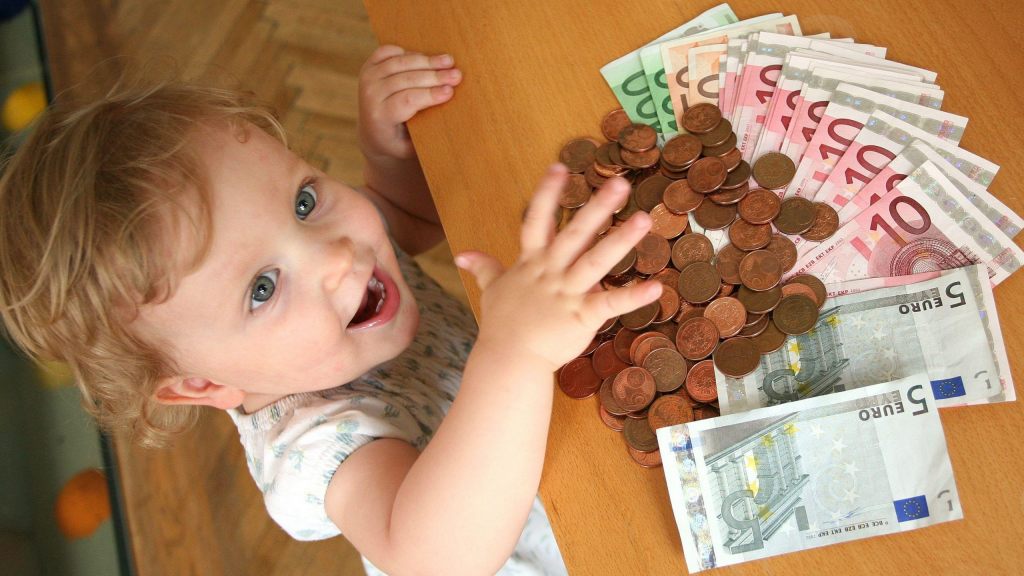 زيادة بنسبة 4.6% لدعم الأسر في النمسا اعتباراً من العام المقبل زيادة بنسبة 4.6% لدعم الأسر في النمسا اعتباراً من العام المقبل