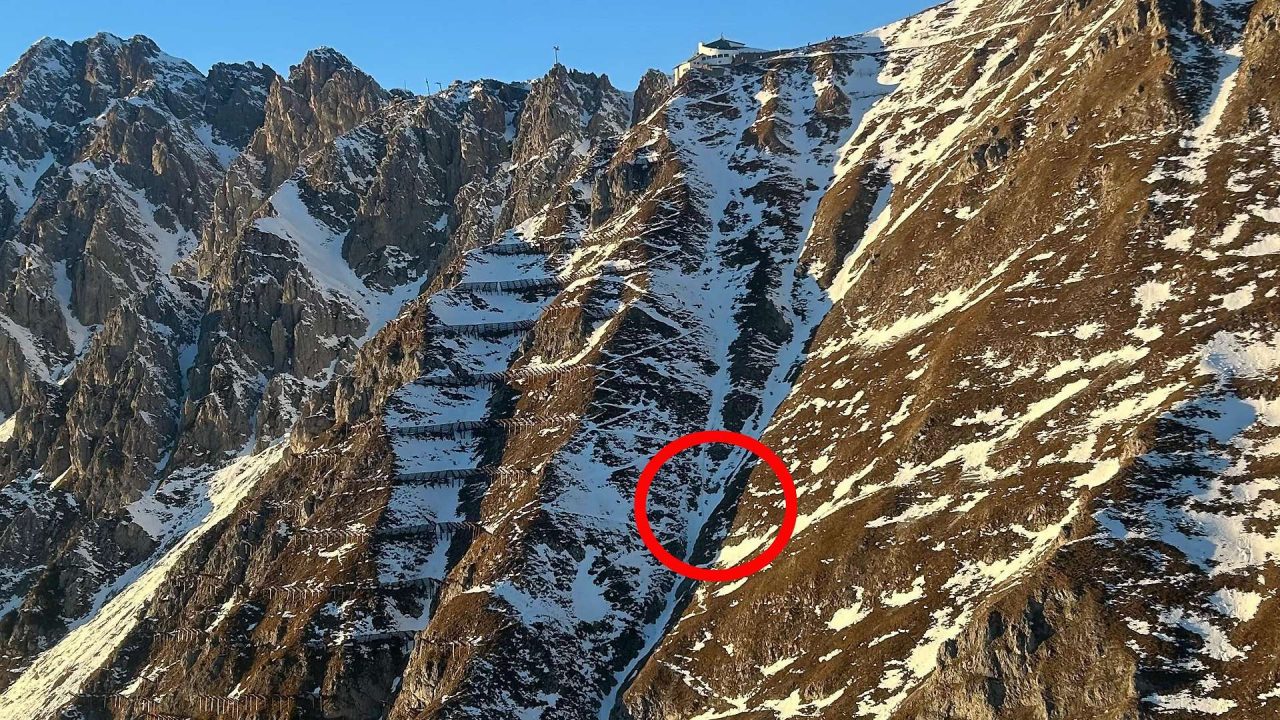 وفاة مظلي بعد مناورة خاطئة في منطقة Hafelekar التيرولية وفاة مظلي بعد مناورة خاطئة في منطقة Hafelekar التيرولية
