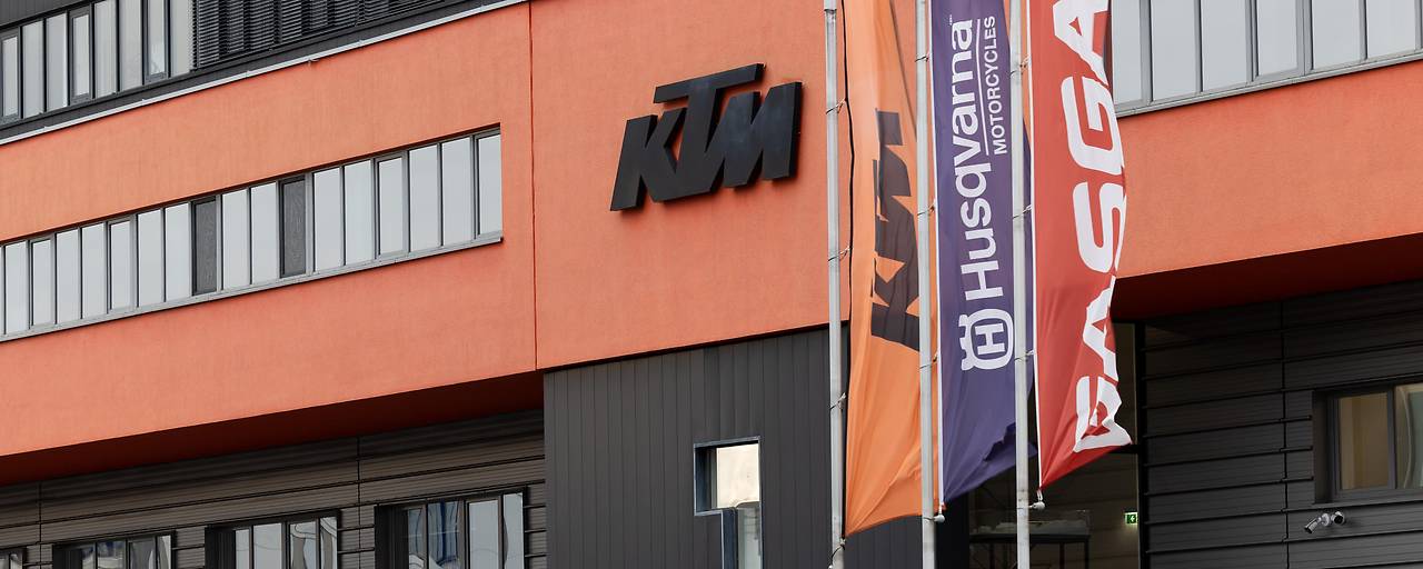 شركة KTM AG للدراجات في النمسا العليا ستواصل العمل رغم الإفلاس وتقليص تسريح العمال إلى 300 شركة KTM AG للدراجات في النمسا العليا ستواصل العمل رغم الإفلاس وتقليص تسريح العمال إلى 300