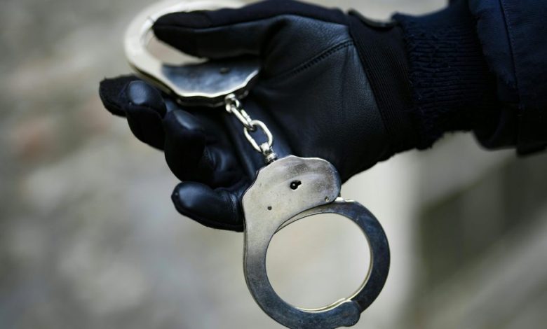 اعتقال عصابة مراهقين من تركيا والنمسا بعد سلسلة سرقات مسلحة في فيينا اعتقال عصابة مراهقين من تركيا والنمسا بعد سلسلة سرقات مسلحة في فيينا