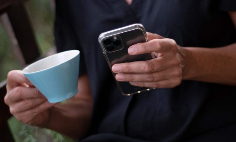 النمساويون مدمنون رقمياً.. كيف تؤثر الهواتف الذكية على صحتهم اليومية؟ النمساويون مدمنون رقمياً.. كيف تؤثر الهواتف الذكية على صحتهم اليومية؟