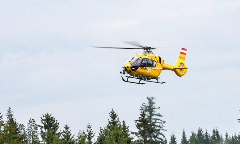 طفل يفقد إصبعًا في حادث أثناء تشغيل آلة تقطيع الأخشاب في النمسا العليا