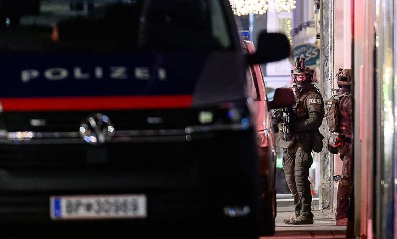 اعتقال نمساوي في فندق بفيينا بعد ارتكابه 30 عملية سرقة بقيمة 138,000 يورو اعتقال نمساوي في فندق بفيينا بعد ارتكابه 30 عملية سرقة بقيمة 138,000 يورو