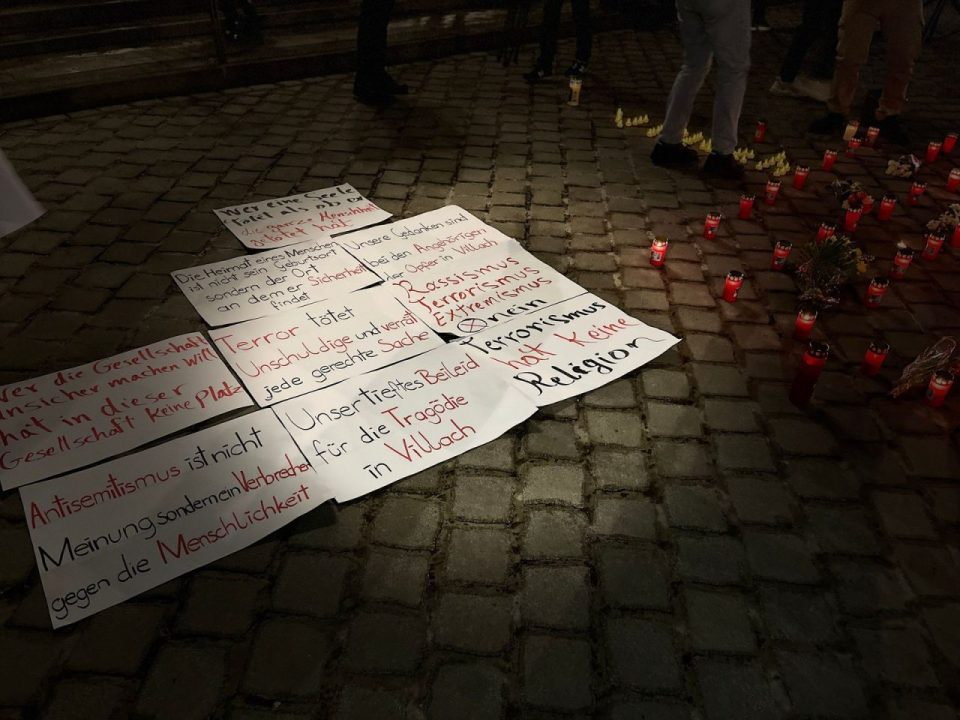 “الوطن حيث الأمان”.. الجالية السورية في النمسا تندد بعملية فيلاخ “الوطن حيث الأمان”.. الجالية السورية في النمسا تندد بعملية فيلاخ