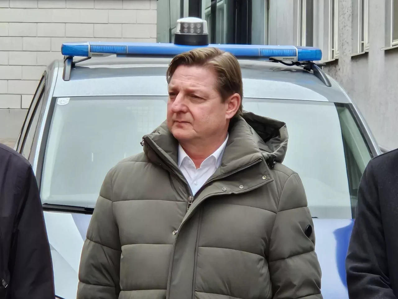 رئيس بلدية Villach يطالب بحد أقصى لطلبات اللجوء وإنهاء “التسامح الزائف” في السياسة