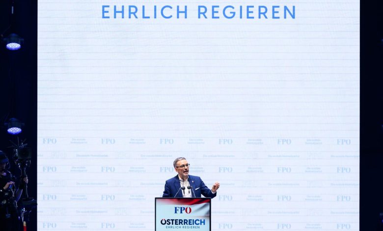 أكثر من 1000 عالم يوقعون رسالة تحذر من تأثير حكومة FPÖ على النمسا أكثر من 1000 عالم يوقعون رسالة تحذر من تأثير حكومة FPÖ على النمسا