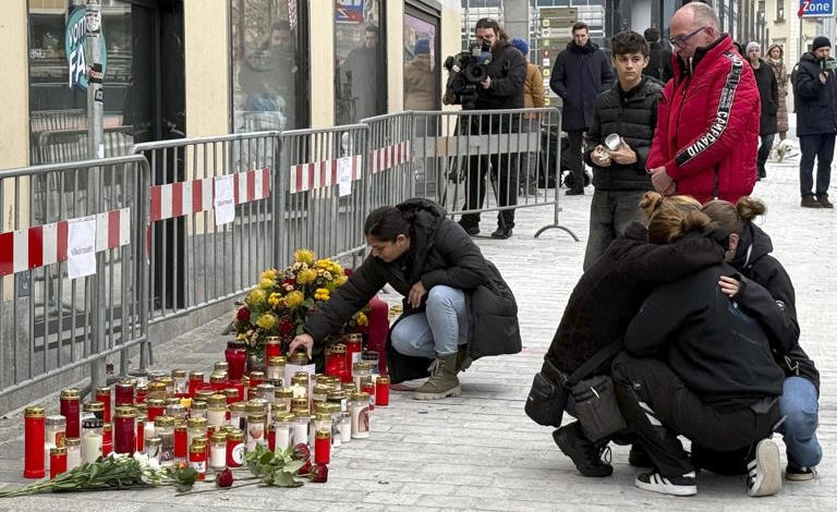 النمسا السفلى تحقق مع 25 إلى 50 شخصًا بتهمة الانتماء إلى تنظيم إرهابي النمسا السفلى تحقق مع 25 إلى 50 شخصًا بتهمة الانتماء إلى تنظيم إرهابي