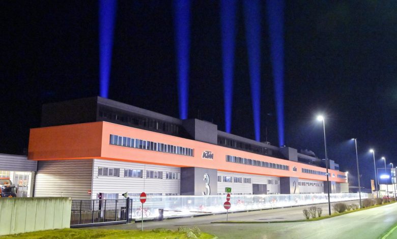 مستثمر هندي يدعم شرك KTM النمساوية للدراجات بـ 50 مليون يورو لإنقاذها من الافلاس مستثمر هندي يدعم شرك KTM النمساوية للدراجات بـ 50 مليون يورو لإنقاذها من الافلاس