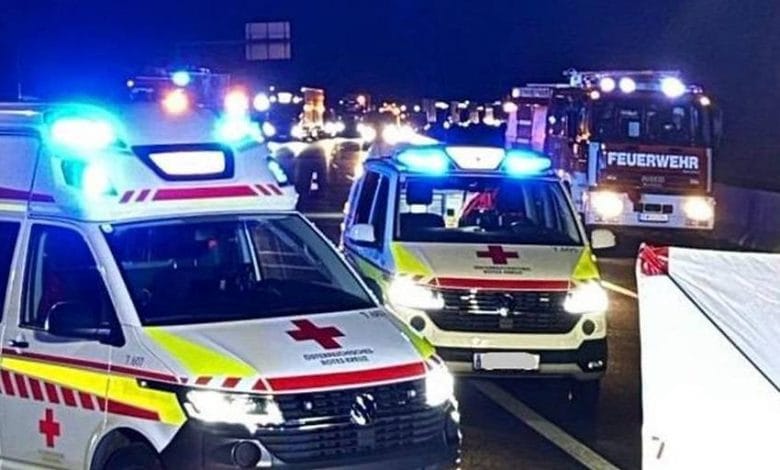 لسبب غير معروف.. اصطدام على طريق A2 في كارنتن يودي بحياة نمساويتين في الثلاثين من العمر لسبب غير معروف.. اصطدام على طريق A2 في كارنتن يودي بحياة نمساويتين في الثلاثين من العمر
