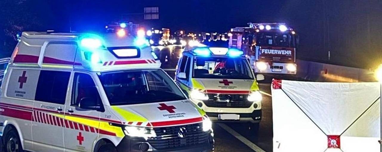 لسبب غير معروف.. اصطدام على طريق A2 في كارنتن يودي بحياة نمساويتين في الثلاثين من العمر لسبب غير معروف.. اصطدام على طريق A2 في كارنتن يودي بحياة نمساويتين في الثلاثين من العمر
