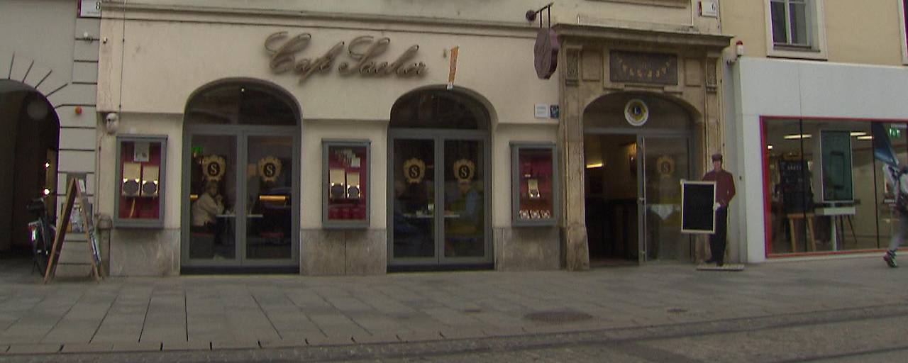مقهى Sacher التاريخي الشهير يطوي صفحته في Graz نهائياً لأسباب اقتصادية مقهى Sacher التاريخي الشهير يطوي صفحته في Graz نهائياً لأسباب اقتصادية