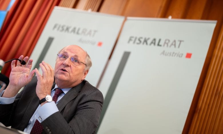 Fiskalrat يتوقع ارتفاع العجز النمساوي إلى 4,4% وتحذير من ذروة تاريخية للديون في 2026 Fiskalrat يتوقع ارتفاع العجز النمساوي إلى 4,4% وتحذير من ذروة تاريخية للديون في 2026