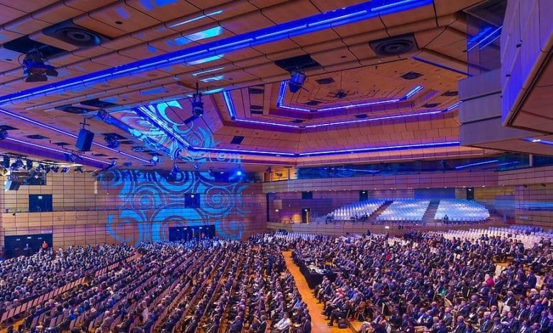 فيينا تستقبل 671 ألف مشارك في المؤتمرات عام 2024 وتحقق قيمة مضافة بـ1.32 مليار يورو فيينا تستقبل 671 ألف مشارك في المؤتمرات عام 2024 وتحقق قيمة مضافة بـ1.32 مليار يورو