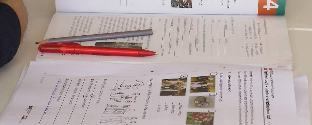 منظمات: تغريم الراسبين بدورات الألمانية في النمسا غير قانوني وفق قوانين الاتحاد الأوروبي منظمات: تغريم الراسبين بدورات الألمانية في النمسا غير قانوني وفق قوانين الاتحاد الأوروبي