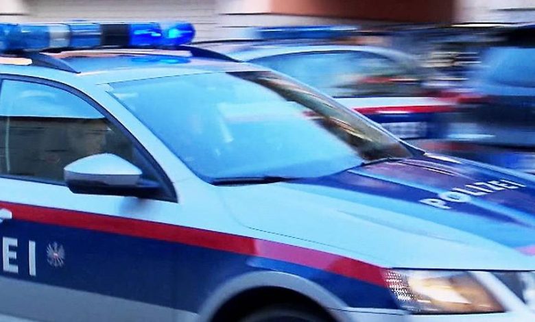 سرقة مئات آلاف من اليوروهات في تيرول بعد اقتلاع الخزنة من جدار شقة ما أدى لتدميرها سرقة مئات آلاف من اليوروهات في تيرول بعد اقتلاع الخزنة من جدار شقة ما أدى لتدميرها