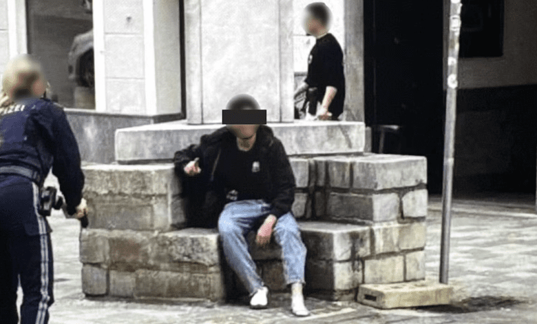 انضم إلى “داعش” قبل ثلاثة أشهر فقط.. مهاجم فيلاخ السوري نفذ للهجوم بعد وجبة كباب انضم إلى “داعش” قبل ثلاثة أشهر فقط.. مهاجم فيلاخ السوري نفذ للهجوم بعد وجبة كباب