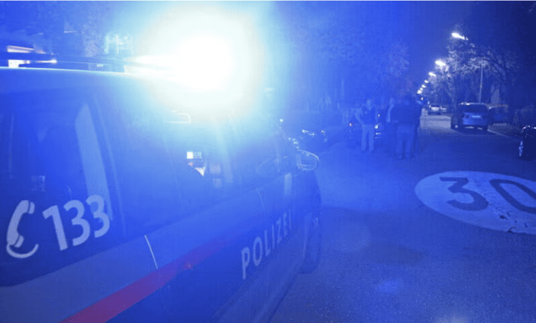 اعتقال ستة سوريين في غراتس بعد استخدام سكاكين وهراوات ومسدس خلال اشتباك عنيف اعتقال ستة سوريين في غراتس بعد استخدام سكاكين وهراوات ومسدس خلال اشتباك عنيف