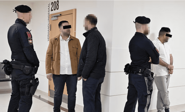 السجن 34 شهرًا لسوري في فيينا أدين بالمشاركة في تهريب لاجئين ضمن رحلة انتهت بغرق المئات في المتوسط السجن 34 شهرًا لسوري في فيينا أدين بالمشاركة في تهريب لاجئين ضمن رحلة انتهت بغرق المئات في المتوسط