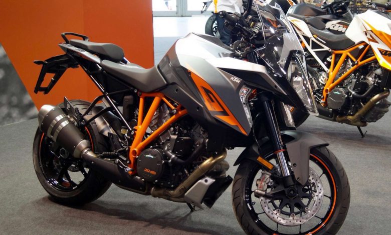 القضاء يصادق على إعادة هيكلة KTM وسط أكبر إفلاس في النمسا العليا بعد توقف الإنتاج وتراكم الديون القضاء يصادق على إعادة هيكلة KTM وسط أكبر إفلاس في النمسا العليا بعد توقف الإنتاج وتراكم الديون