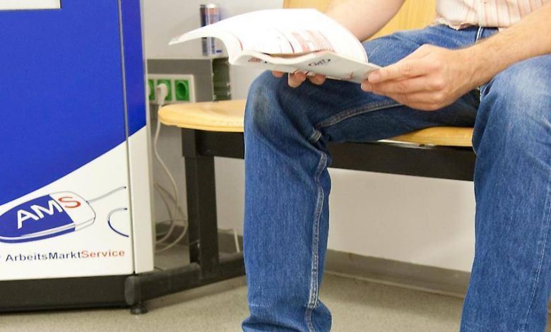 البطالة ترتفع في فيينا بنسبة 6.1% مع تأثر واضح للتجارة والسياحة البطالة ترتفع في فيينا بنسبة 6.1% مع تأثر واضح للتجارة والسياحة