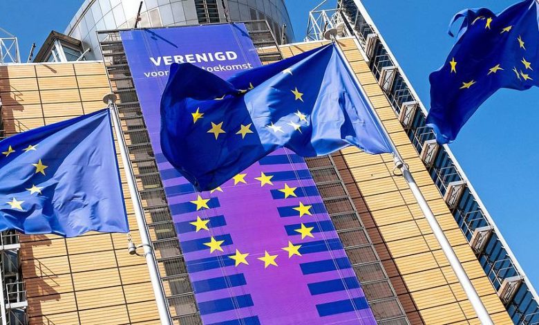 المفوضية الأوروبية توصي بفتح إجراءات عجز ضد النمسا بعد تجاوز عتبة 4.5% المفوضية الأوروبية توصي بفتح إجراءات عجز ضد النمسا بعد تجاوز عتبة 4.5%