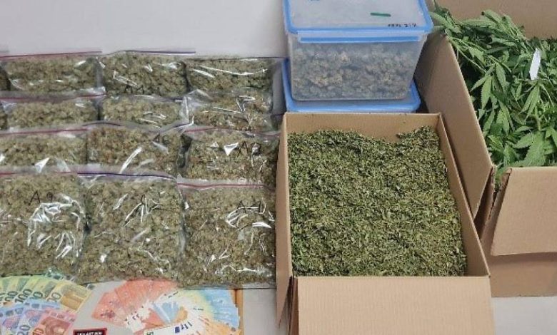 ضبط سبعة كيلوغرامات قنب واعتقال ثلاثة إيطاليين في فيينا بعد تسرّب مياه فضح نشاطهم