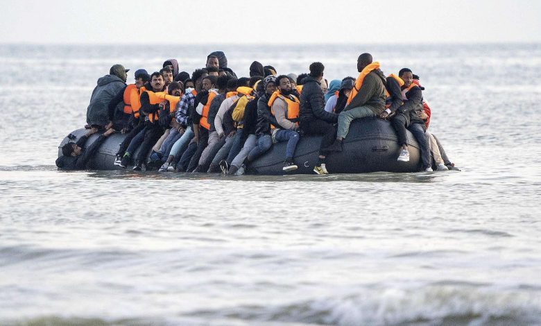 اللاجئون يزدادون والدعم يتراجع: الأمم المتحدة تحذّر من “نزع الطفولة” بسبب الجوع اللاجئون يزدادون والدعم يتراجع: الأمم المتحدة تحذّر من “نزع الطفولة” بسبب الجوع