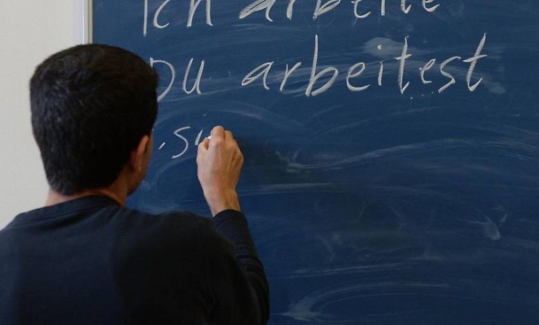 82% من اللاجئين في النمسا راضون عن دورات اللغة الألمانية المقدَّمة من ÖIF 82% من اللاجئين في النمسا راضون عن دورات اللغة الألمانية المقدَّمة من ÖIF