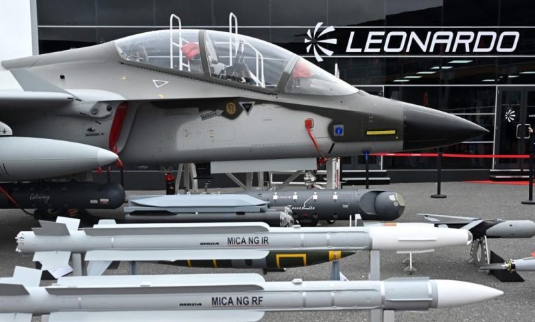 النيابة النمساوية تغلق ملف طائرات ليوناردو M-346FA الإيطالية بسب غياب أدلة على فساد في صفقة الدفاع النيابة النمساوية تغلق ملف طائرات ليوناردو M-346FA الإيطالية بسب غياب أدلة على فساد في صفقة الدفاع