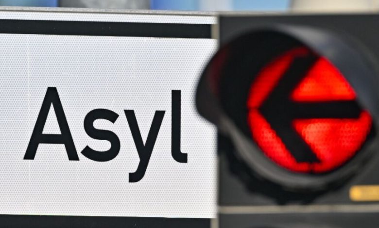 انخفاض بنسبة 36٪ في طلبات اللجوء بالنمسا خلال النصف الأول من 2025