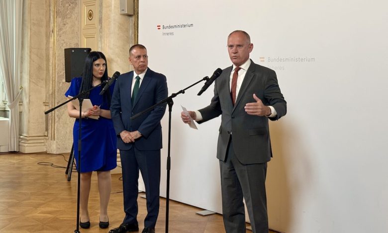 الأردن يرفض التعاون مع النمسا في ترحيل السوريين المدانين في رد على INFOGRAT الأردن يرفض التعاون مع النمسا في ترحيل السوريين المدانين في رد على INFOGRAT
