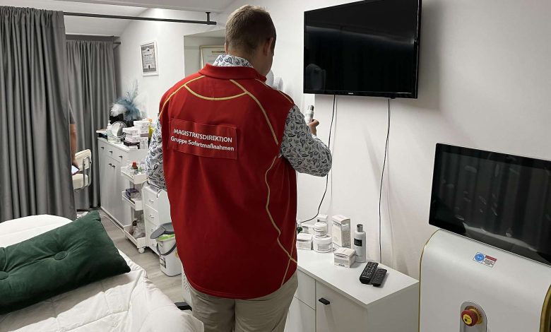 فيينا تكشف عن رابع عيادة تجميل غير قانونية داخل مراكز تجميل الأظافر فيينا تكشف عن رابع عيادة تجميل غير قانونية داخل مراكز تجميل الأظافر