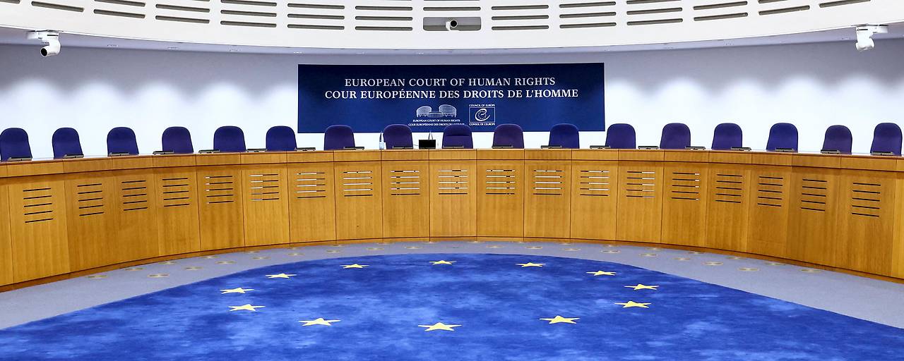 وزارة الداخلية النمساوية تؤكد استمرار التحضيرات للترحيل الى سوريا رغم قرار المحكمة الأوروبية وزارة الداخلية النمساوية تؤكد استمرار التحضيرات للترحيل الى سوريا رغم قرار المحكمة الأوروبية