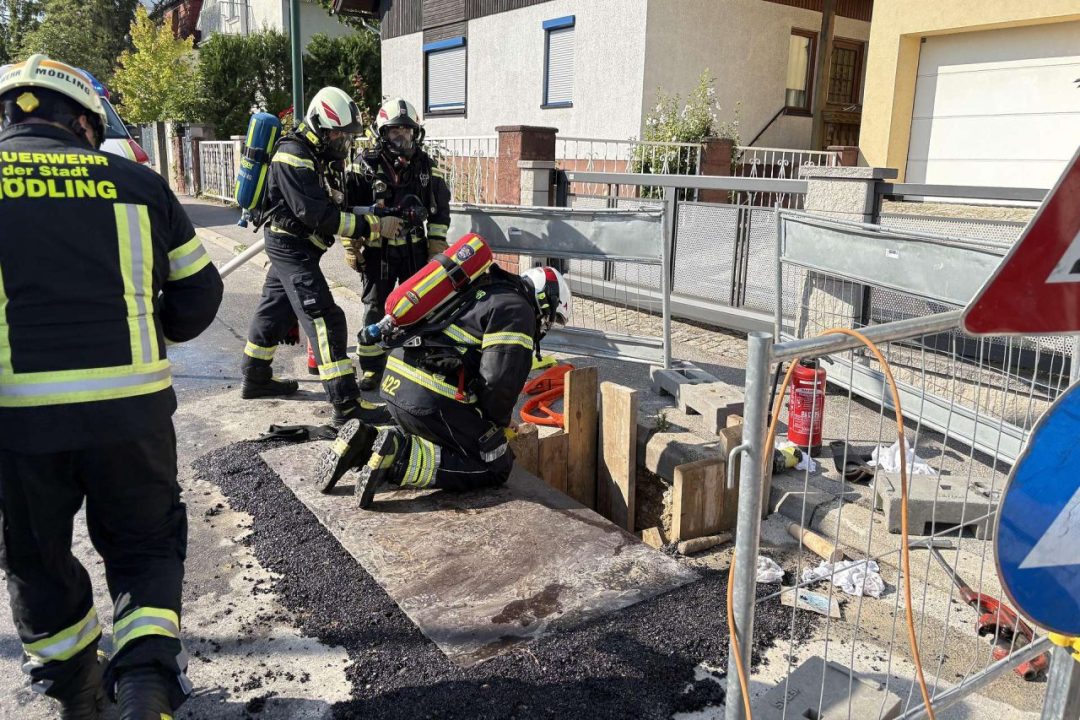 وفاة عامل ثاني بعد حادث تسرب غاز في Mödling بالنمسا السفلى والنيابة العامة تكلف خبيرًا للتحقيق في السبب وفاة عامل ثاني بعد حادث تسرب غاز في Mödling بالنمسا السفلى والنيابة العامة تكلف خبيرًا للتحقيق في السبب