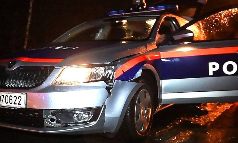 مشاجرة عنيفة في محطة وقود بين رومانيين تؤدي إلى إصابات بسكين وحادثة أخرى بين نمساويين في تيرول مشاجرة عنيفة في محطة وقود بين رومانيين تؤدي إلى إصابات بسكين وحادثة أخرى بين نمساويين في تيرول