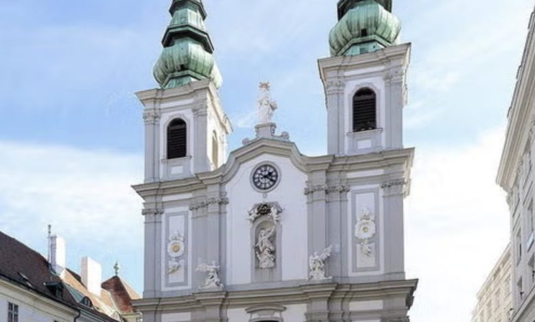 اعتقال سوري أثار الفوضى في كنيسة Barnabitenkirche بفيينا طلباً للترحيل إلى وطنه اعتقال سوري أثار الفوضى في كنيسة Barnabitenkirche بفيينا طلباً للترحيل إلى وطنه