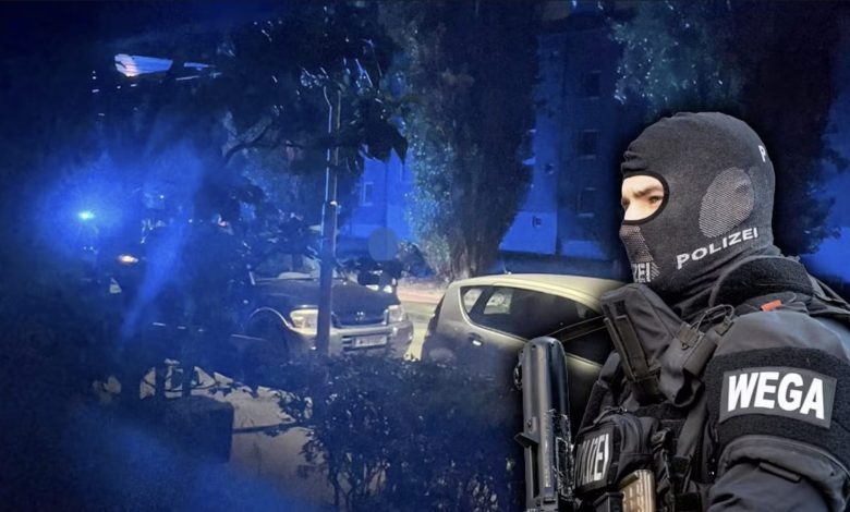 مطاردة مسلحة في فيينا تنهي موعداً غرامياً بالقبض على شيشاني سار بسرعة 170كم هرباً من الشرطة مطاردة مسلحة في فيينا تنهي موعداً غرامياً بالقبض على شيشاني سار بسرعة 170كم هرباً من الشرطة
