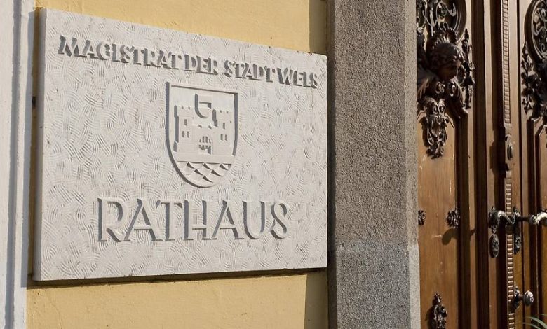 محاكمة موظف نمساوي ببلدية Wels بتهمة محاولة ابتزاز المدير العام بنشر مواد محرجة للحصول على ترقية محاكمة موظف نمساوي ببلدية Wels بتهمة محاولة ابتزاز المدير العام بنشر مواد محرجة للحصول على ترقية