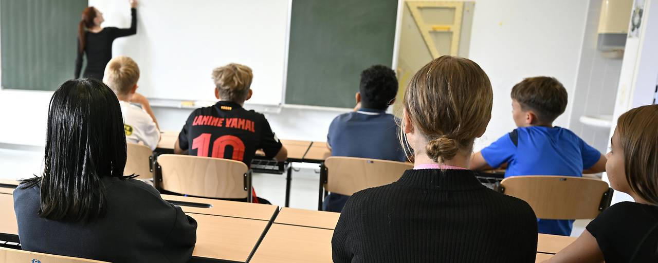 للمرة الخامسة عشرة.. 700 مدرسة تفتح أبوابها للزوار يوم الأربعاء ضمن “يوم مدارس فيينا” للمرة الخامسة عشرة.. 700 مدرسة تفتح أبوابها للزوار يوم الأربعاء ضمن “يوم مدارس فيينا”