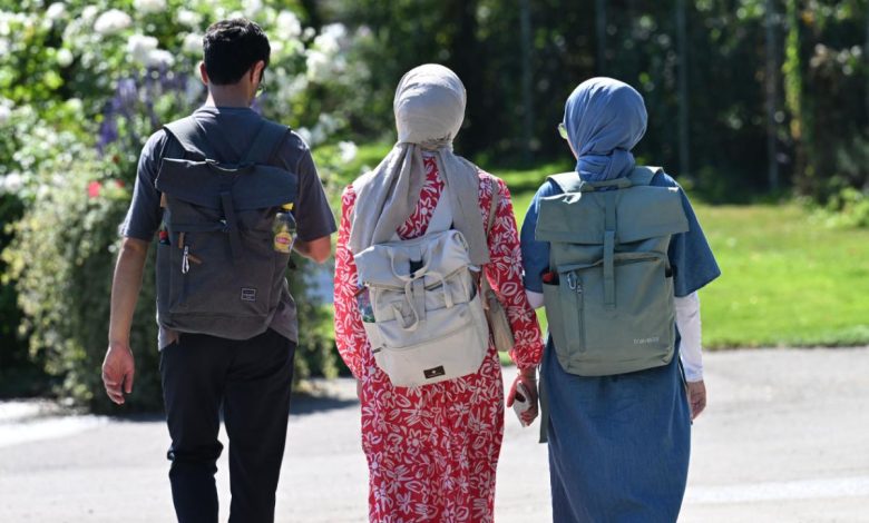 انتقادات من ممثلي المعلمين لخطط حظر الحجاب في المدارس النمساوية حتى الصف الثامن