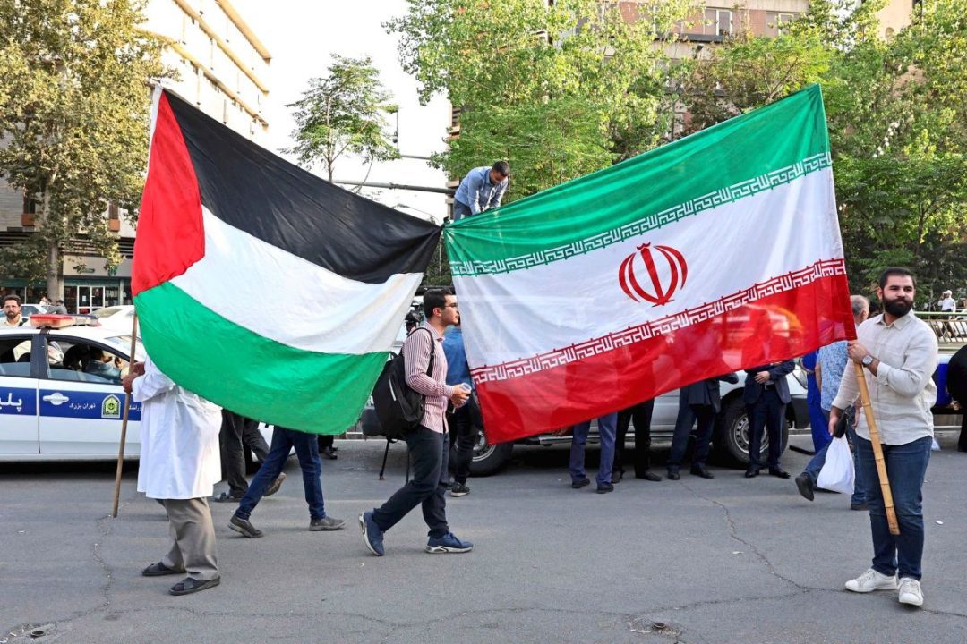 Press TV والميادين.. تقرير يكشف عن شبكة نفوذ “صحفيون” مرتبطون بـ إيران يؤثرون على الرأي العام في النمسا Press TV والميادين.. تقرير يكشف عن شبكة نفوذ “صحفيون” مرتبطون بـ إيران يؤثرون على الرأي العام في النمسا