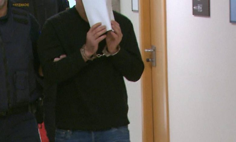 بعد تحقيقات معقدة.. السجن المؤبد لنمساوي قتل رجل تركي يبلغ 72 عاماً في فيينا بعد تحقيقات معقدة.. السجن المؤبد لنمساوي قتل رجل تركي يبلغ 72 عاماً في فيينا