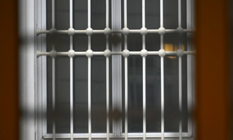 السجن 4.5 سنوات لمجري حاول الاعتداء على امرأة فاقدة للوعي في مترو U3 بفيينا السجن 4.5 سنوات لمجري حاول الاعتداء على امرأة فاقدة للوعي في مترو U3 بفيينا