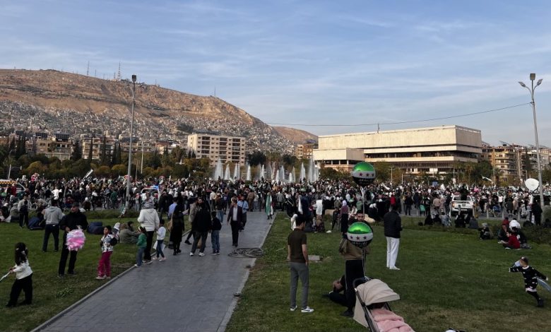 على خطى النمسا.. ألمانيا ترحّل سورياً مداناً بجرائم جنائية إلى دمشق لأول مرة منذ 2011