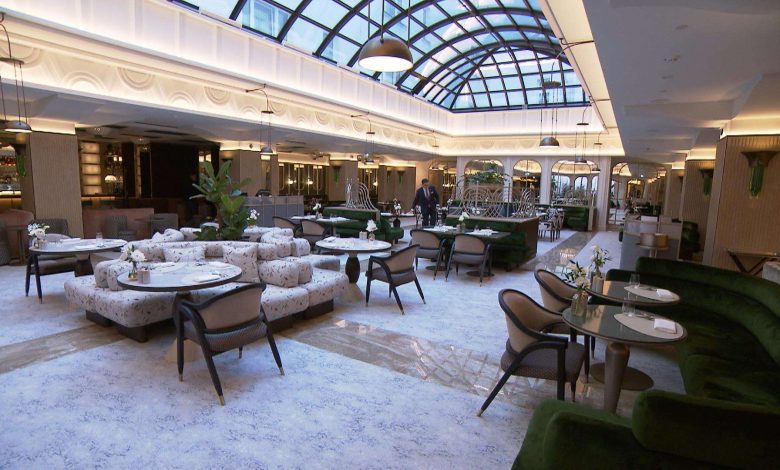 رغم تأخيرات إجرائية وشكاوى الجيران.. فندق “Mandarin Oriental” الفاخر يفتح أبوابه رسمياً في قلب فيينا رغم تأخيرات إجرائية وشكاوى الجيران.. فندق “Mandarin Oriental” الفاخر يفتح أبوابه رسمياً في قلب فيينا