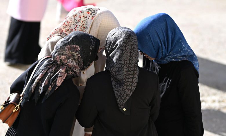 “يعزز الأحكام المسبقة والإسلاموفوبيا”.. مقررة الأمم المتحدة لحقوق الإنسان تحذر من تداعيات حظر الحجاب في النمسا