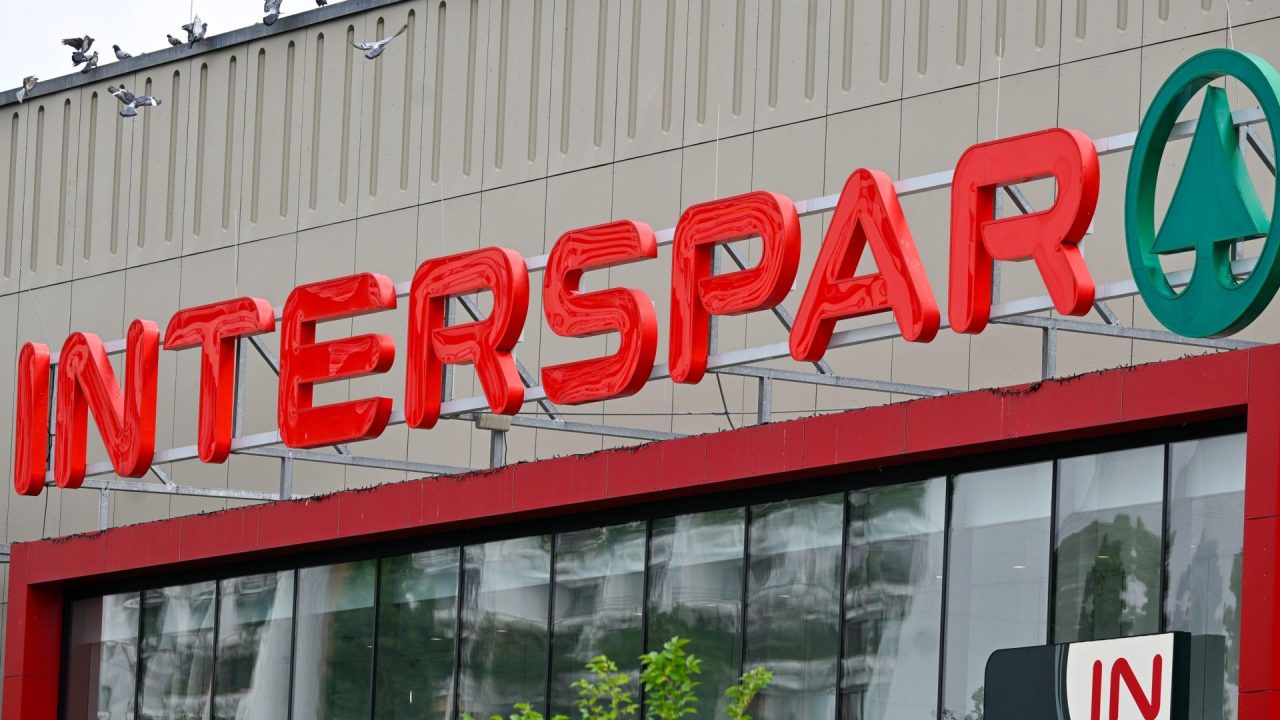 تقييم منظمة السلام الأخضر السنوي.. Interspar يحصد لقب “سوبر ماركت العام 2025” في النمسا تقييم منظمة السلام الأخضر السنوي.. Interspar يحصد لقب “سوبر ماركت العام 2025” في النمسا