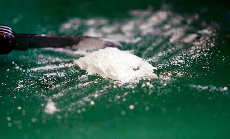 عملية أمنية واسعة في فيينا (Liesing).. ضبط كيلوغرامين من الهيروين وكميات من القنب مع شخصين من صربيا والجبل الأسود
