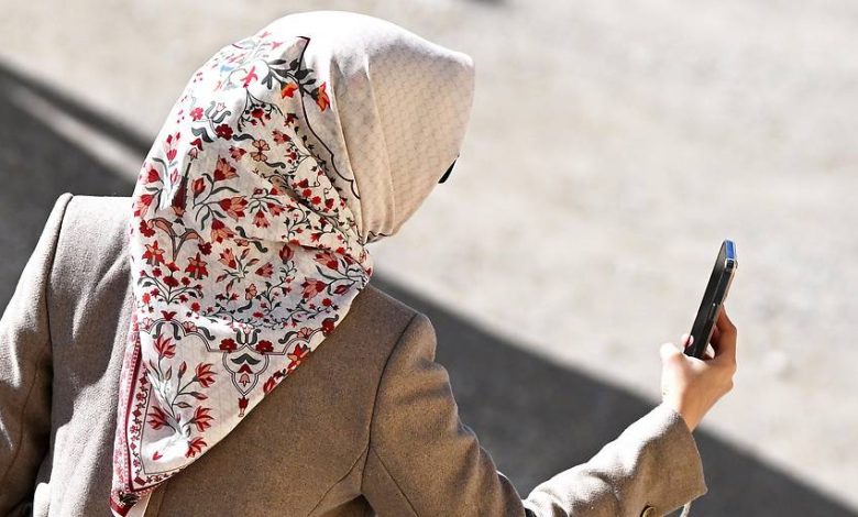 مؤتمر “أسطورة الحجاب” في جامعة فيينا.. دعوات لتعزيز الحوار الإسلامي والمجتمعي مؤتمر “أسطورة الحجاب” في جامعة فيينا.. دعوات لتعزيز الحوار الإسلامي والمجتمعي